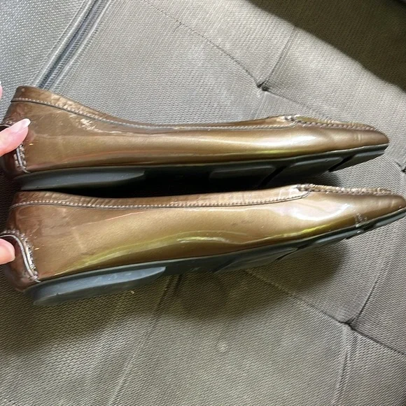 🥑Prada Metallic bronze Patent Leather Driving Loafers - Picture 9 of 11